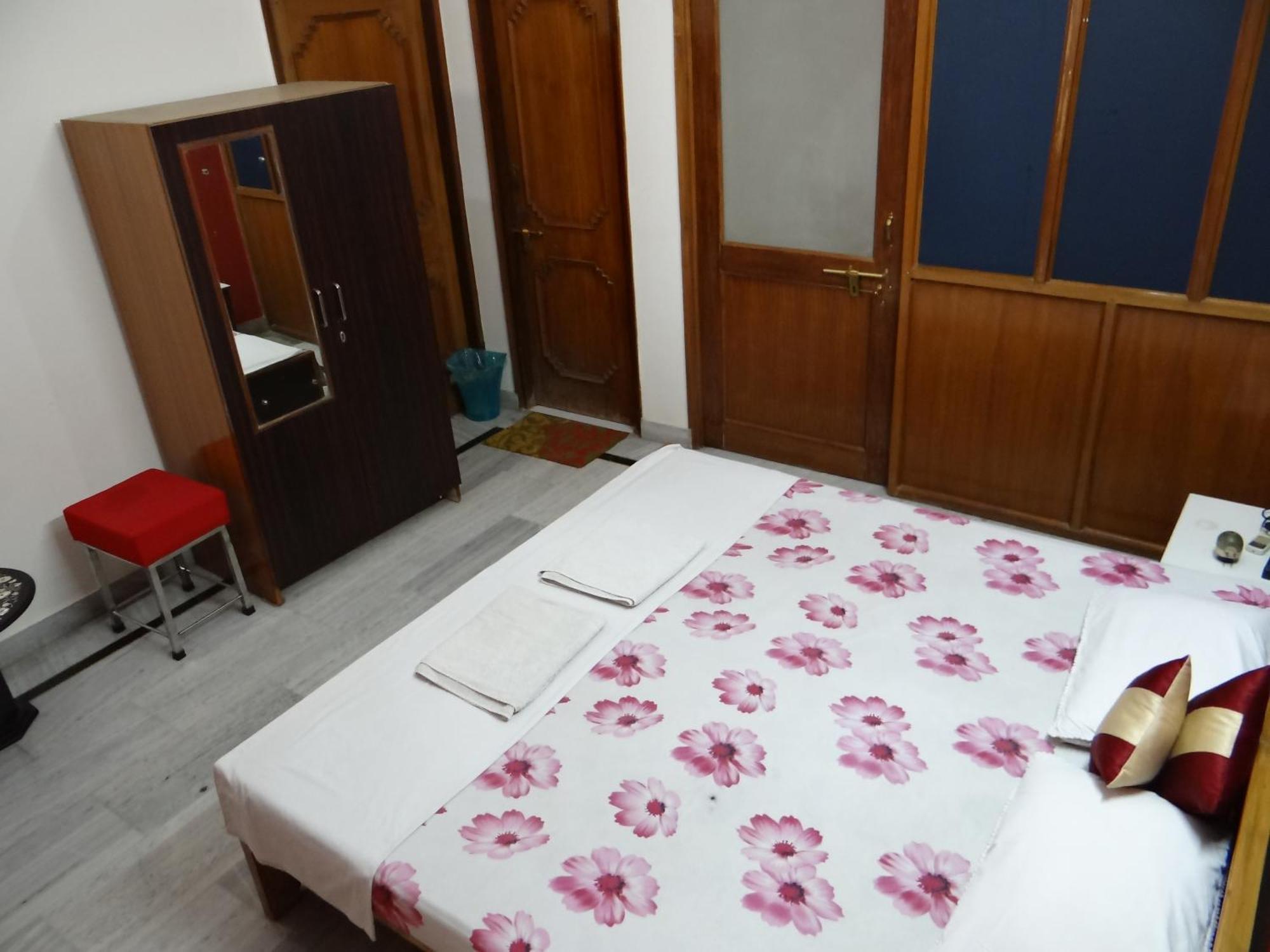 N Homestay Agra Tajganj Luaran gambar