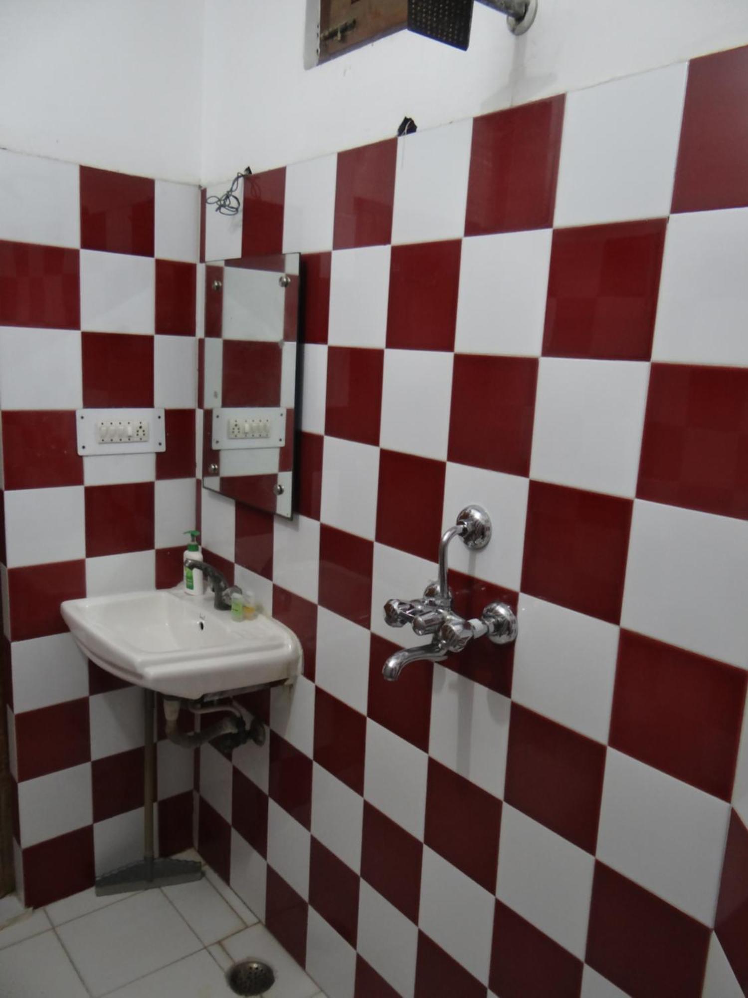 N Homestay Agra Tajganj Luaran gambar